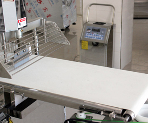 深圳AORODO牌移动臭氧发生器